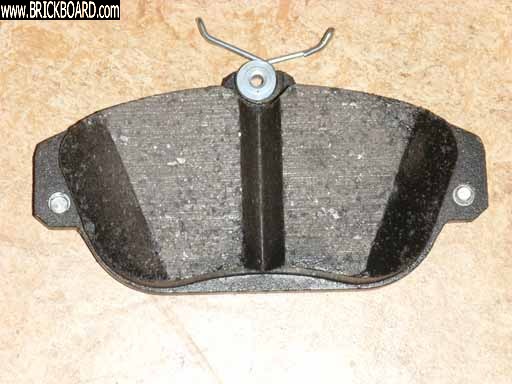Volvo 900 -- Girling front brakes