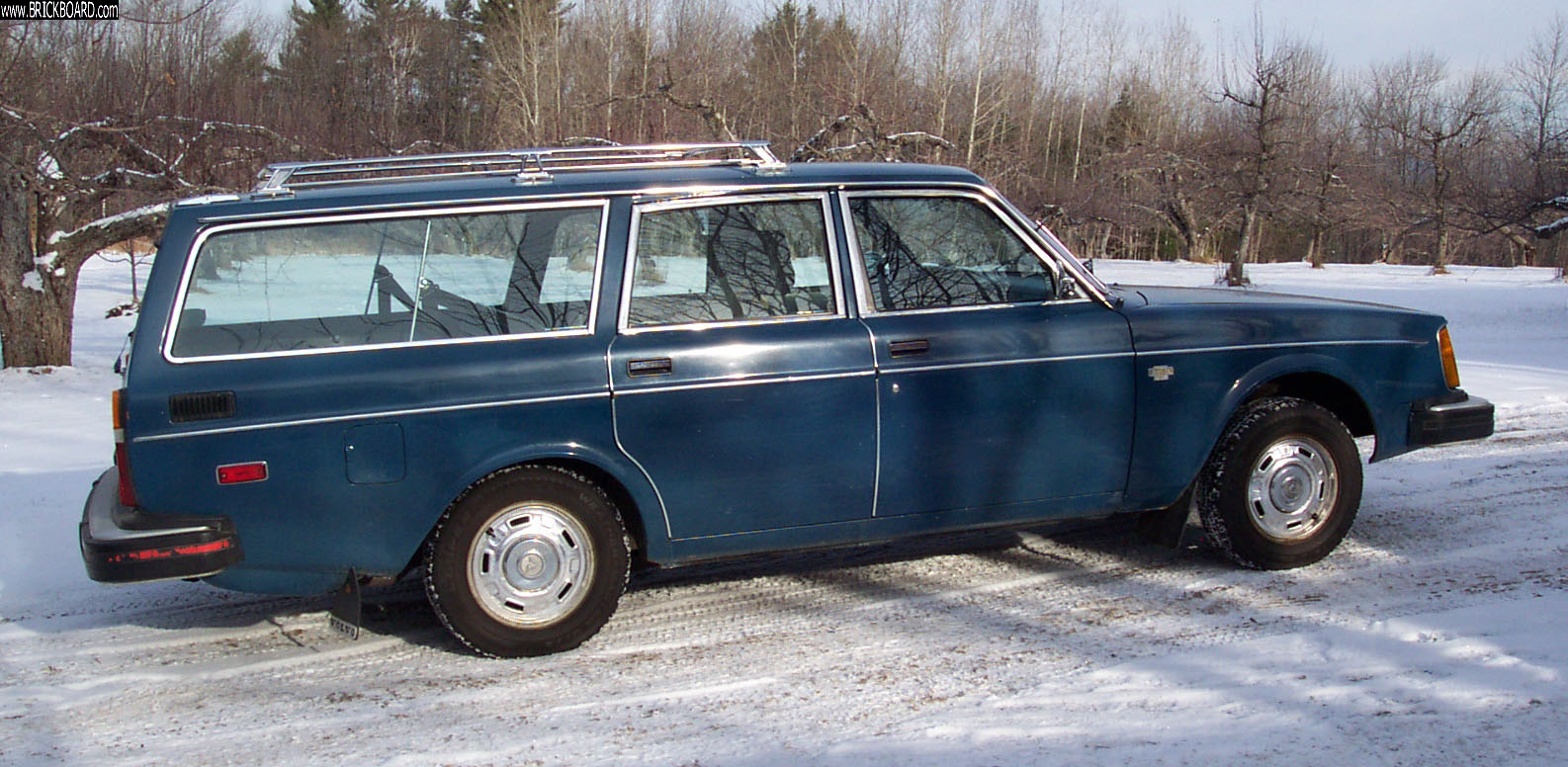 Volvo  -- 1976 Volvo 240 DL for sale