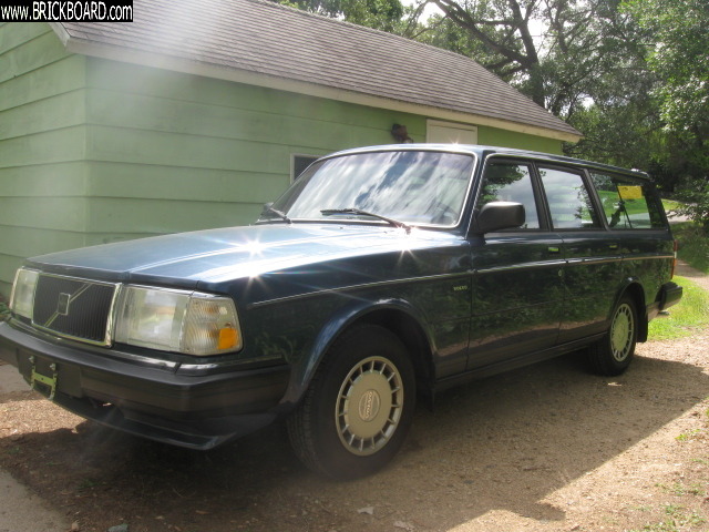 Volvo 200 -- My First Volvo! 