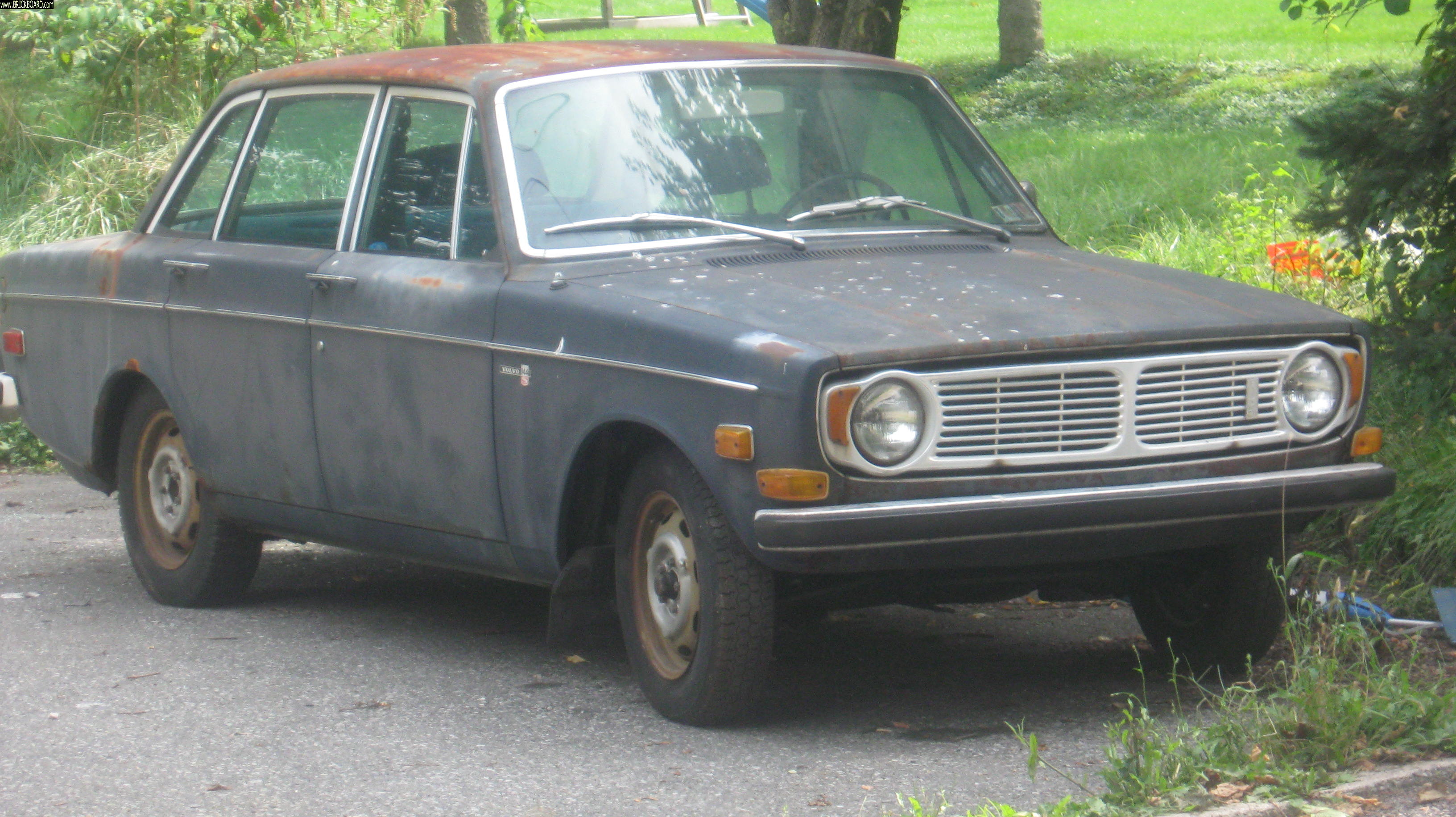 Volvo 140-160 -- 1970 144s low milage, runs great!