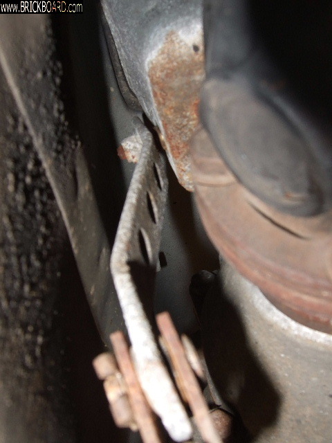 Volvo 200 -- Volvo 240 gear selector rod shifter rod end