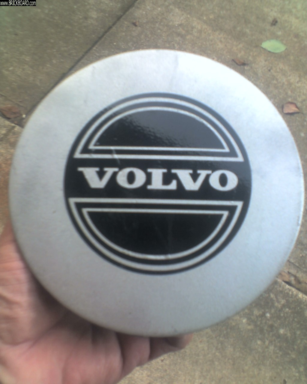 Volvo 700 -- CenterCap