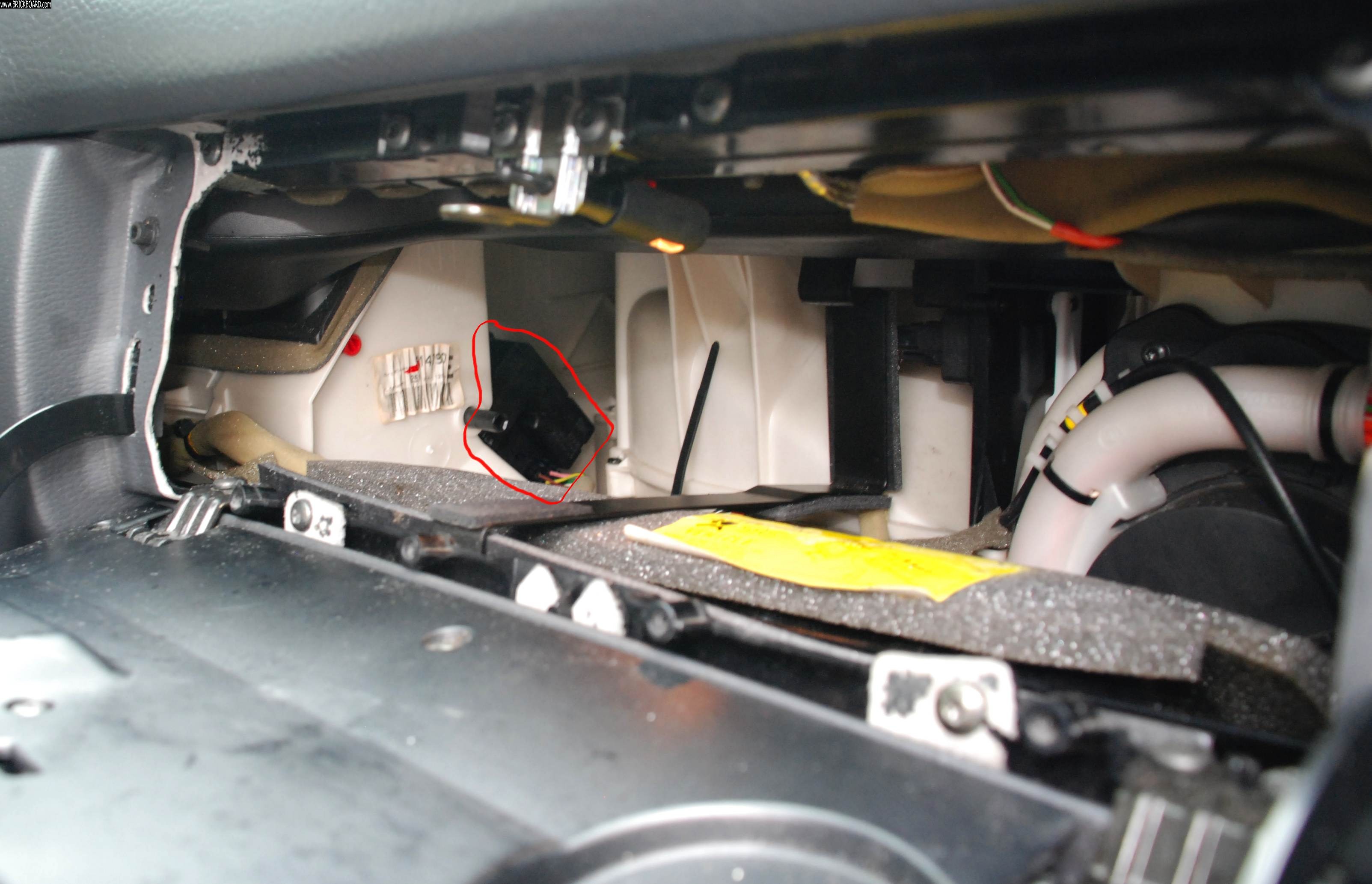 Volvo V70 -- 1998 V70 Climate Control module noisy 1