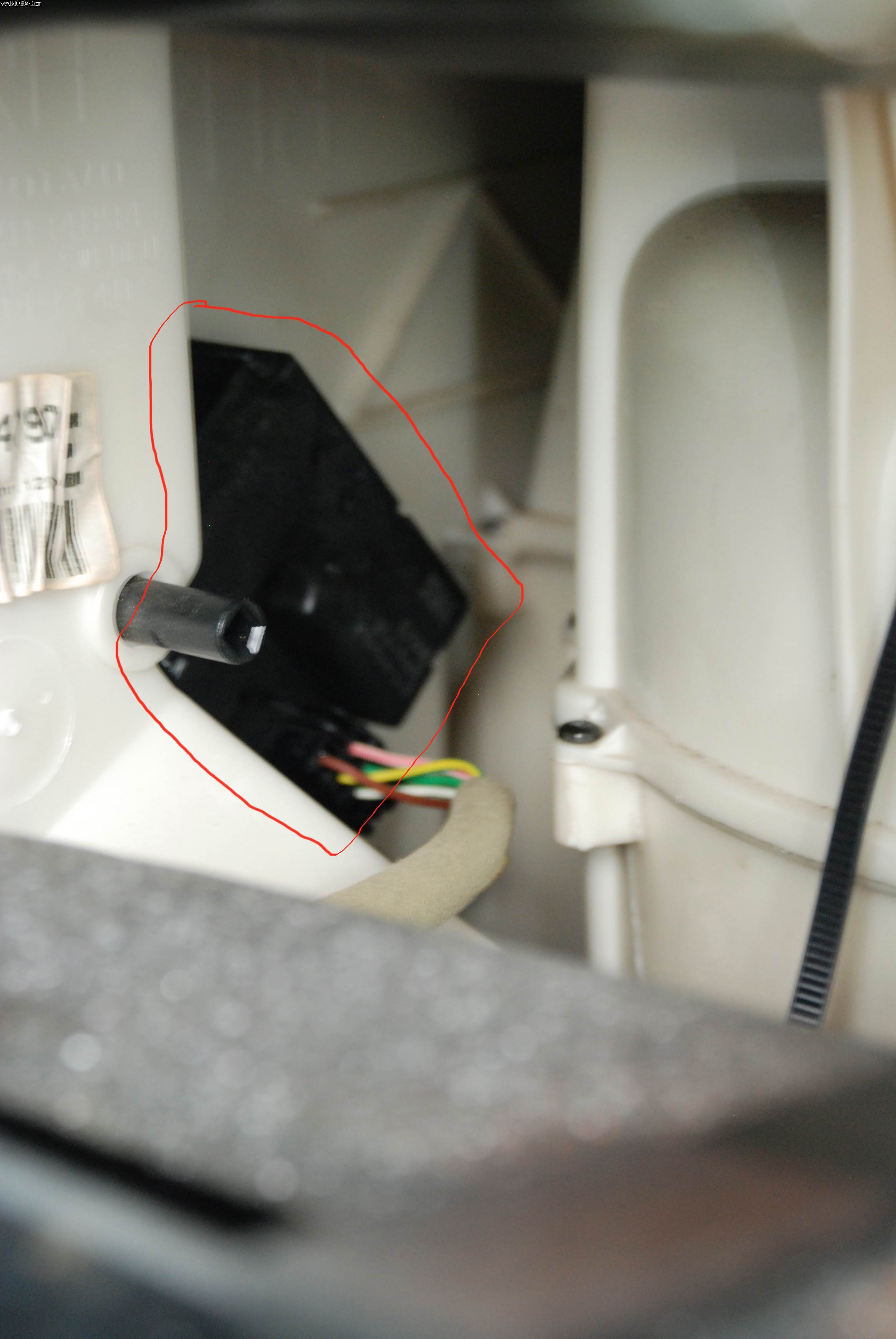 Volvo V70 -- 1998 V70 Climate Control module noisy 1