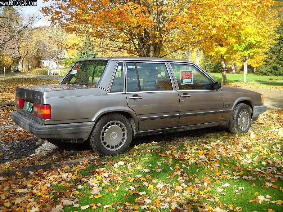 Volvo 700 -- A BEAUTIFUL TURN KEY BRICK