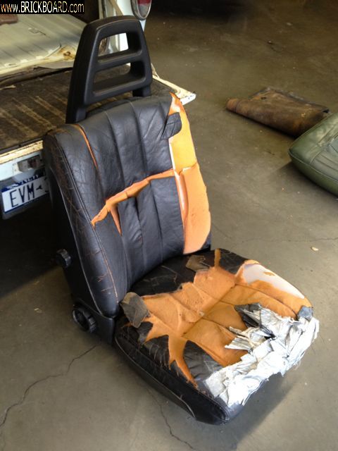 Volvo 120-130 -- 240 seat?