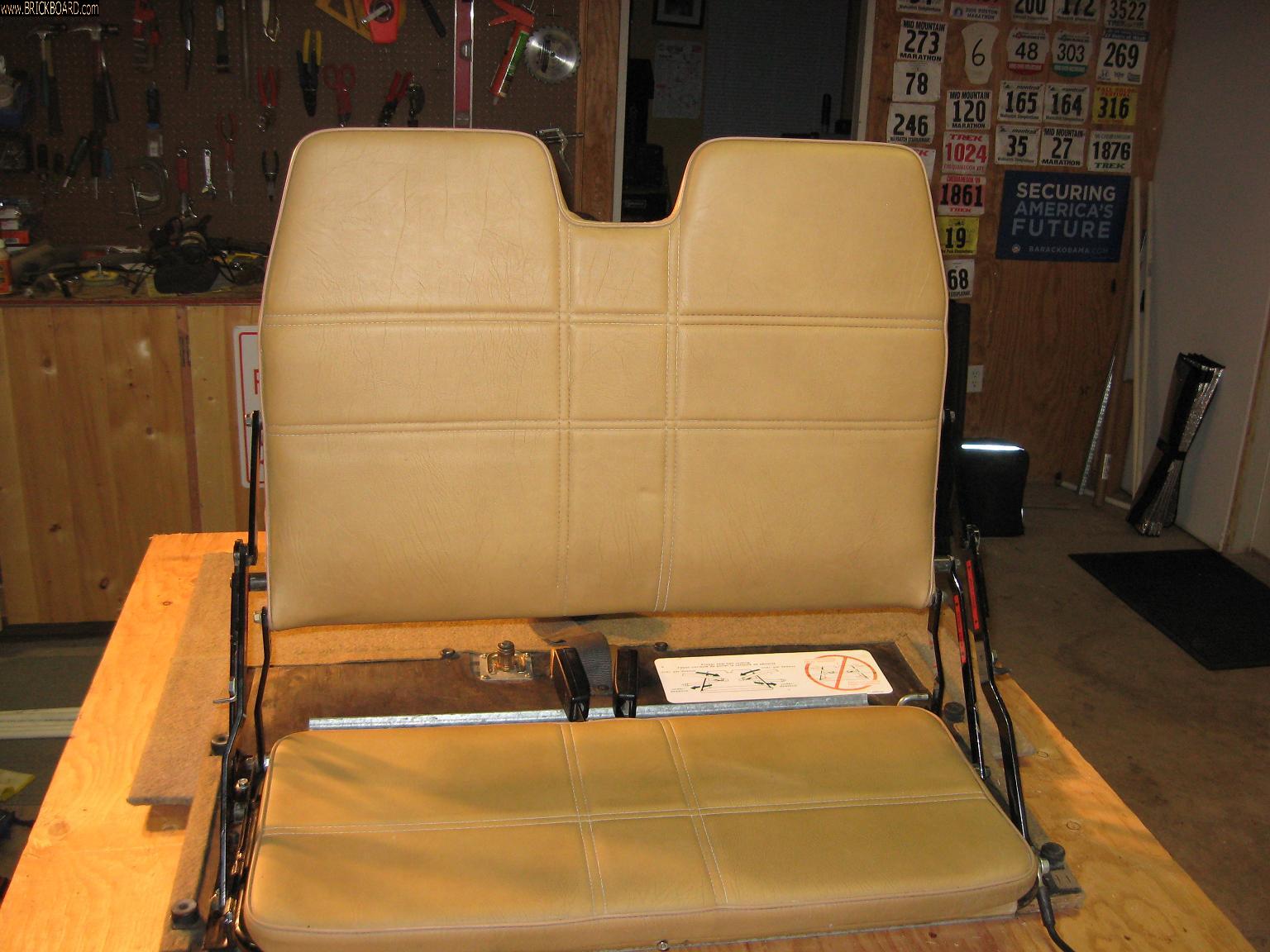 Volvo 200 -- 1987 245 rear folding seat