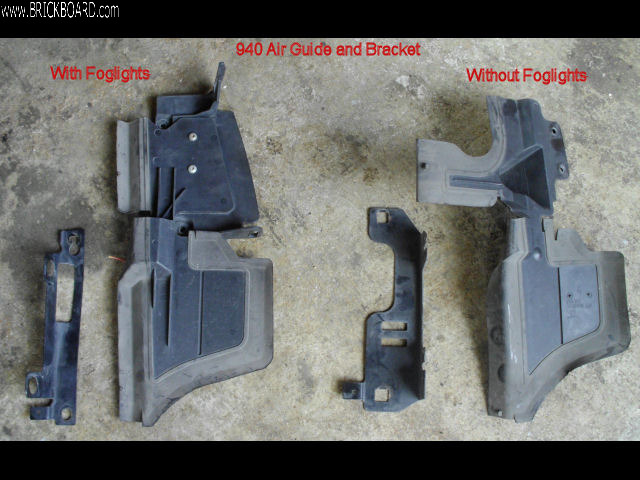 Volvo 900 -- Air guides and brackets from a foglight-equipped 940/960