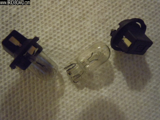 Volvo 200 -- Dash lights from '88 240