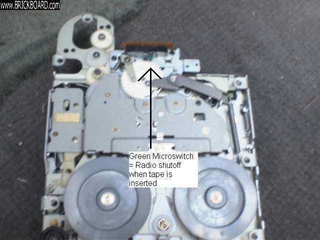 Volvo 700 -- Tape Deck Fix