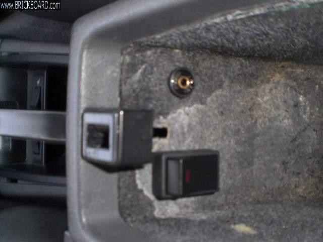 Volvo 700 -- Tape Deck Fix