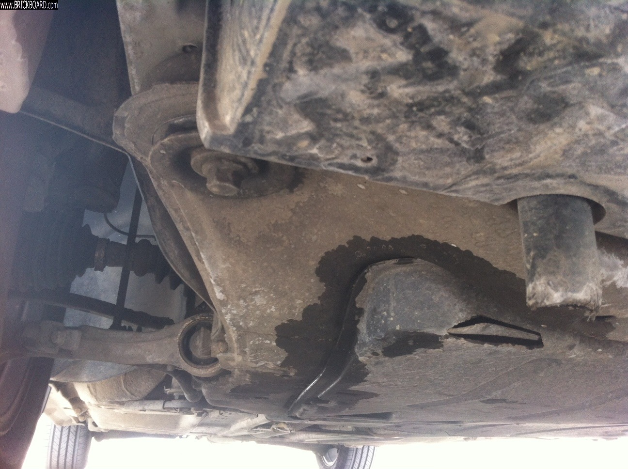 Volvo S80 -- Leak 
