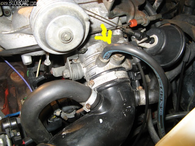 Volvo 900 -- 940 Mystery Hose