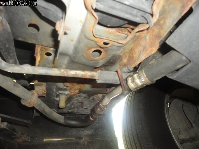Volvo 900 -- 91, 940 GLE wagon, AC hose compressor to condensor