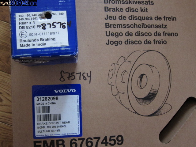 Volvo 900 -- 1993 Volvo 940 Rear Brake Rotors and Pads made in Orient