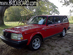 Volvo 200 -- MY VONNIE