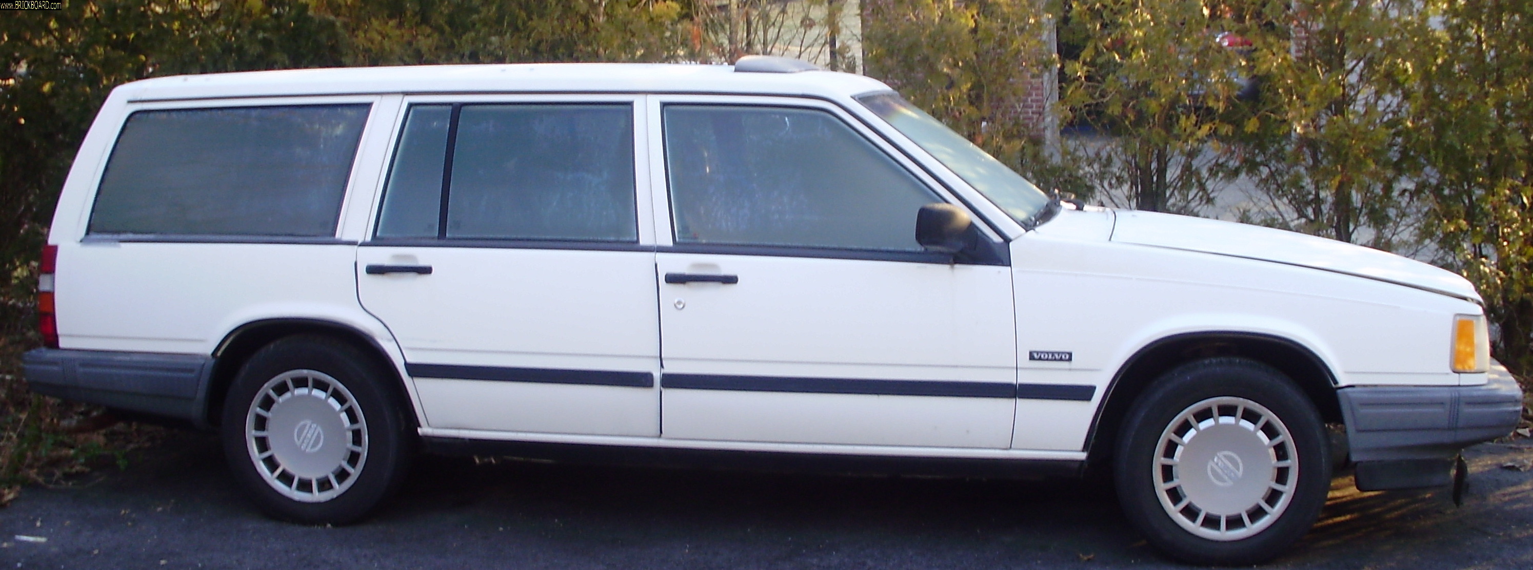 Volvo 700 -- 740 Wagon for parts or project