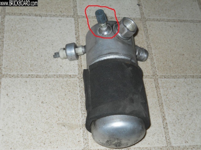 Volvo 200 -- volvo 240 air conditioning dryer.