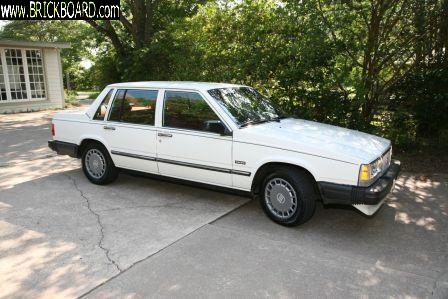 Volvo 700 -- 1989 Volvo 740 GL