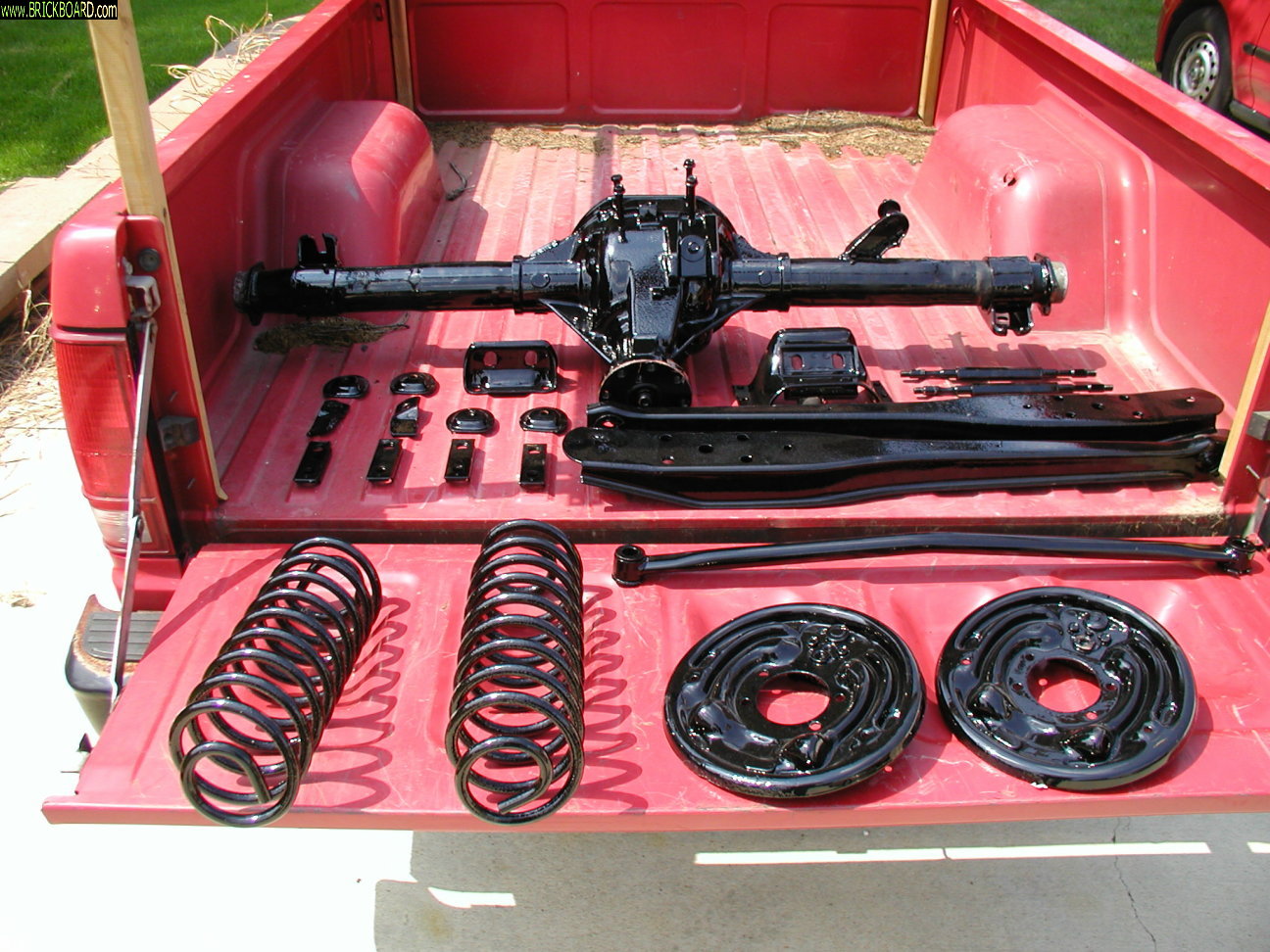 Volvo 444-544 -- My 1961 PV544 as purchased and the Chevy S10 2.5L engine.