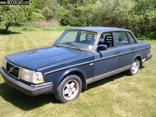 Volvo 200 -- 88 240 sedan for sale