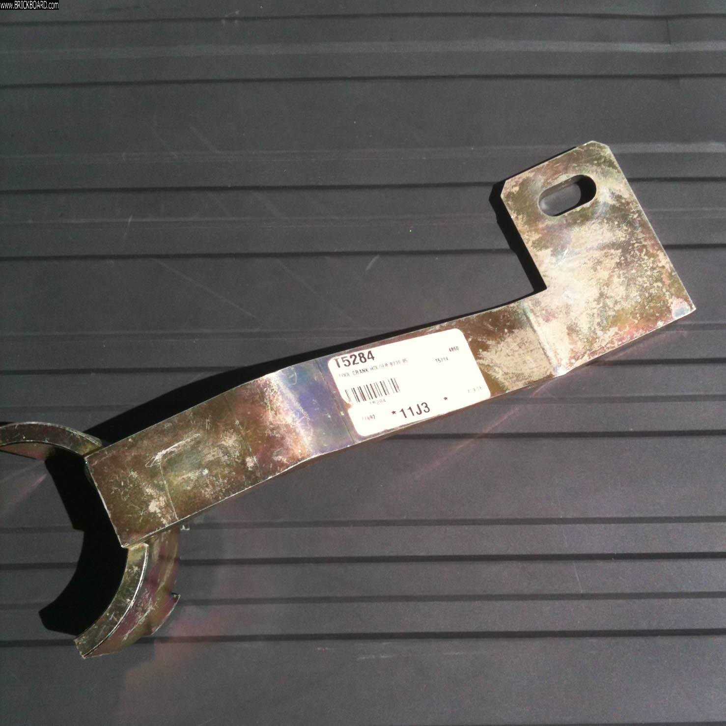 Volvo  -- IPD T 5284 Crank Holder