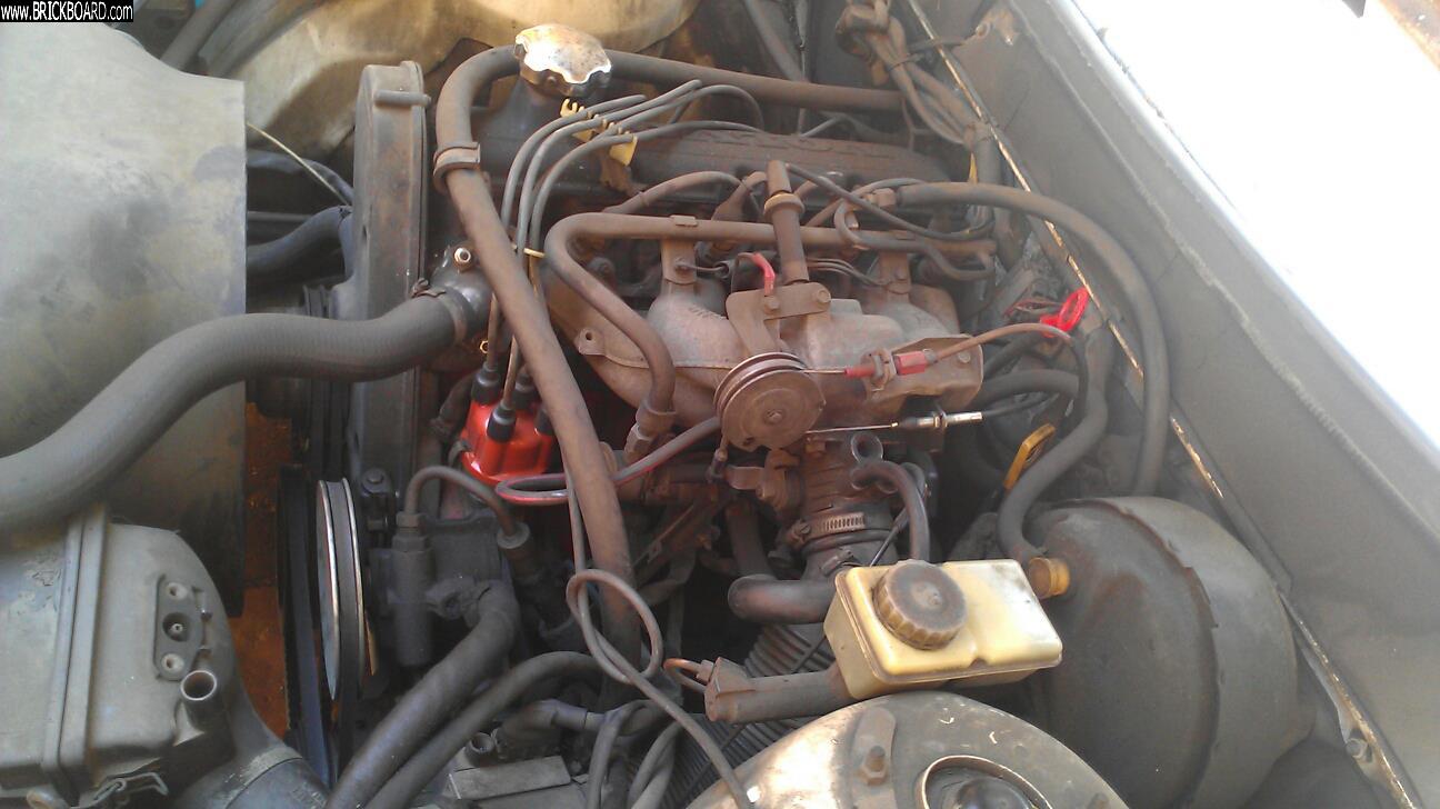 Volvo 200 -- Volvo 240 location of throttle body, flame trap, etc in image (please draw on image)