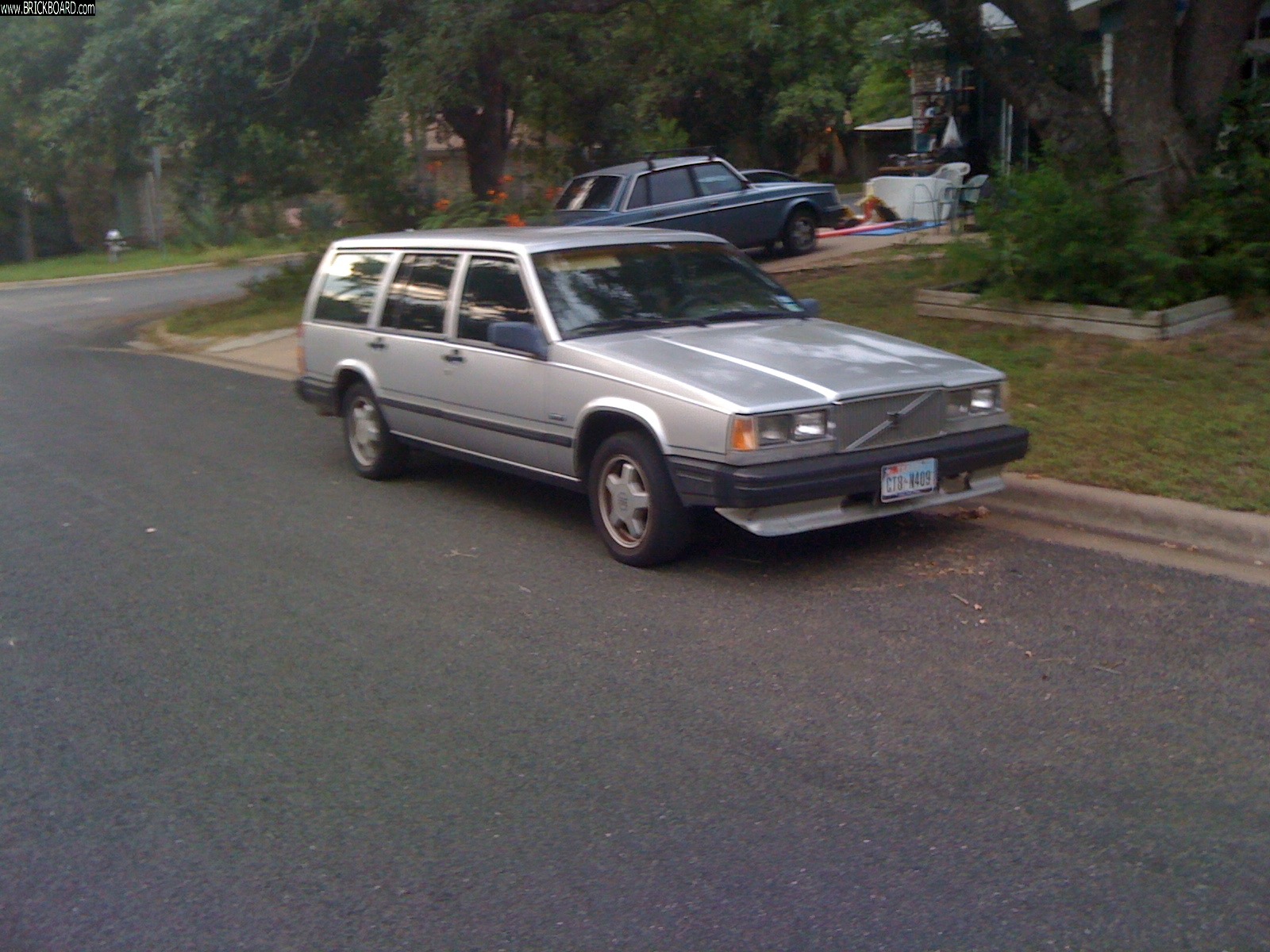 Volvo 700 -- Hans- 1988 740 Turbo Wagon- silver