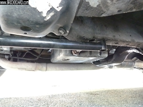 Volvo 200 -- yoshifab lower brace 240