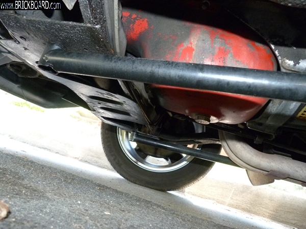 Volvo 200 -- yoshifab lower brace front mounting
