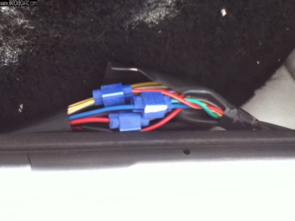 Volvo 200 -- Trailer Hitch Wiring