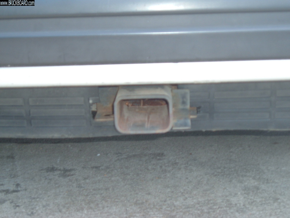 Volvo 700 -- 740 Factory Hitch