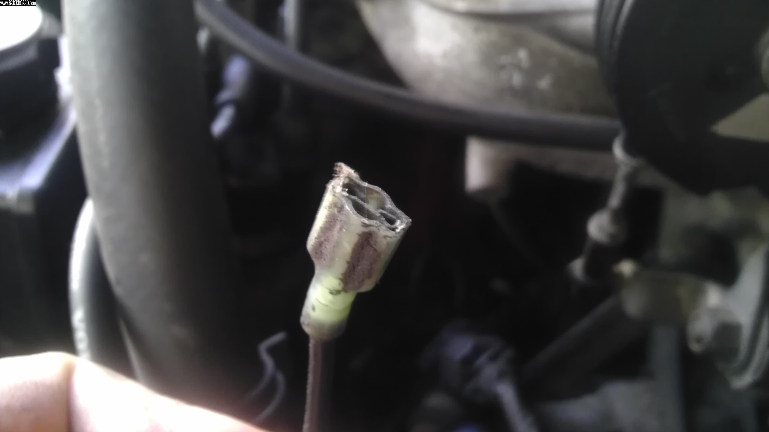 Volvo 200 -- Relay Connection