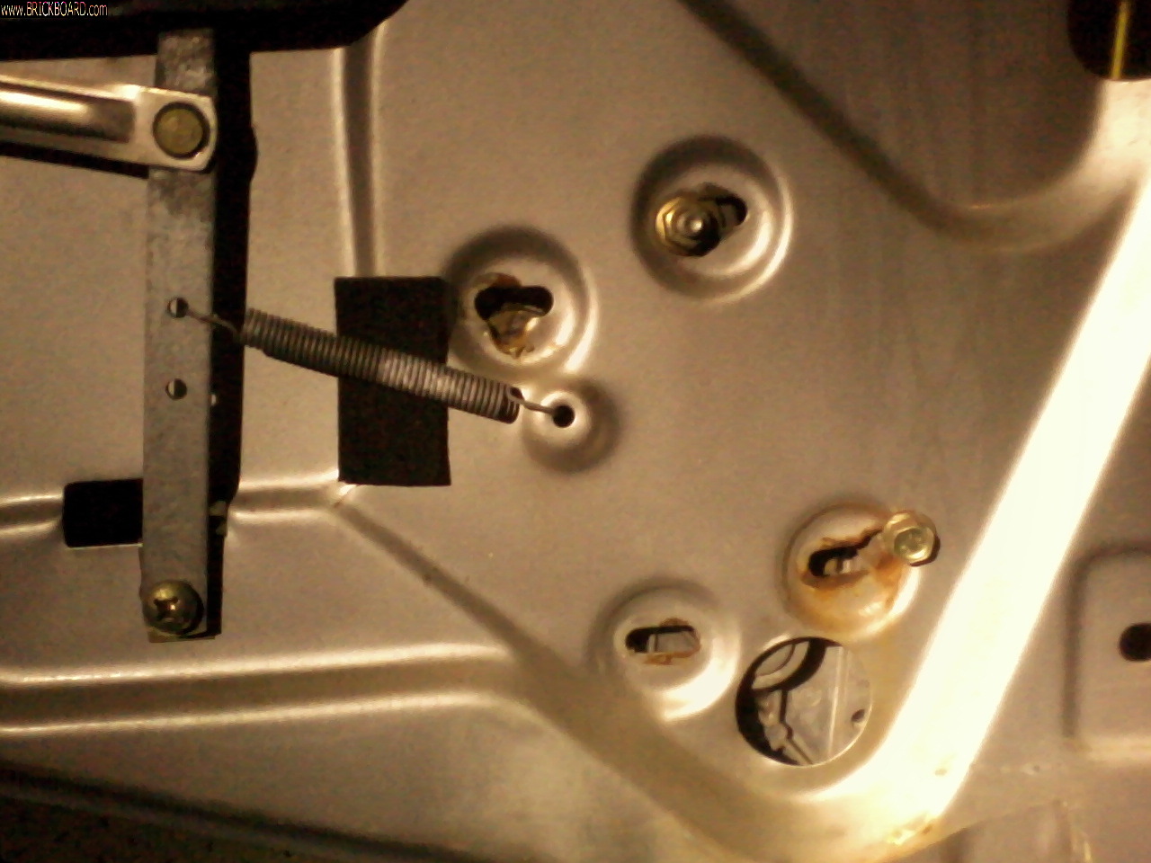 Volvo 200 -- 240 rear left door, electric window
