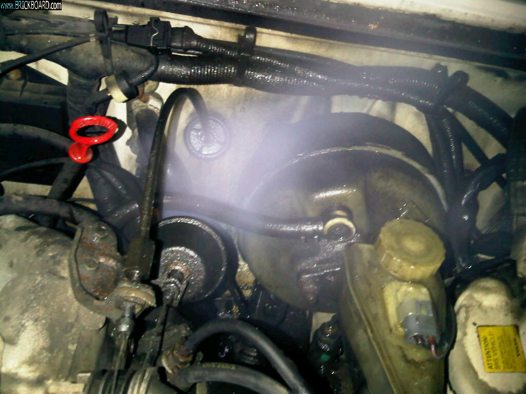 Volvo 900 -- 940 Oil Spray Underhood