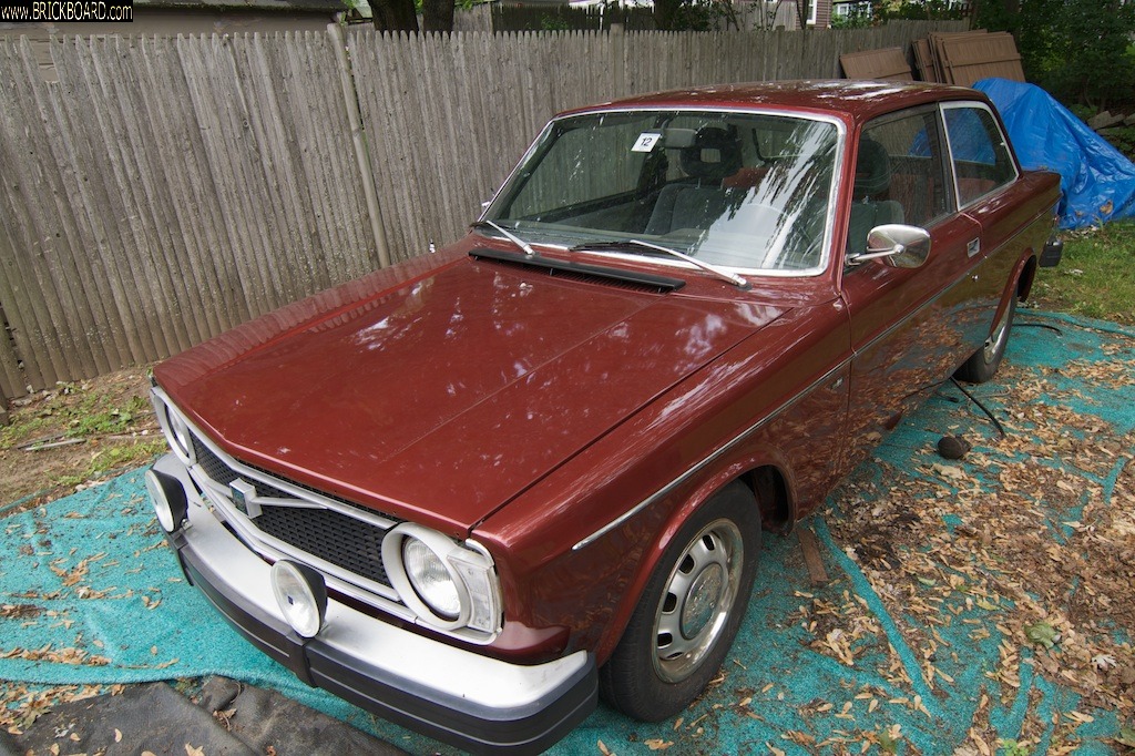 Volvo 140-160 -- 1974 Volvo 142