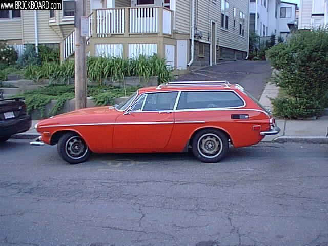 Volvo 1800 -- 1800ES classic orange