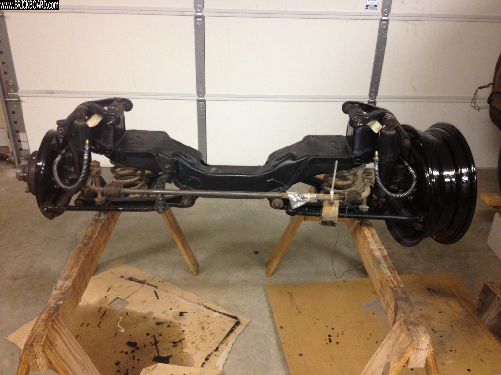 Volvo 444-544 -- 544 front cross member