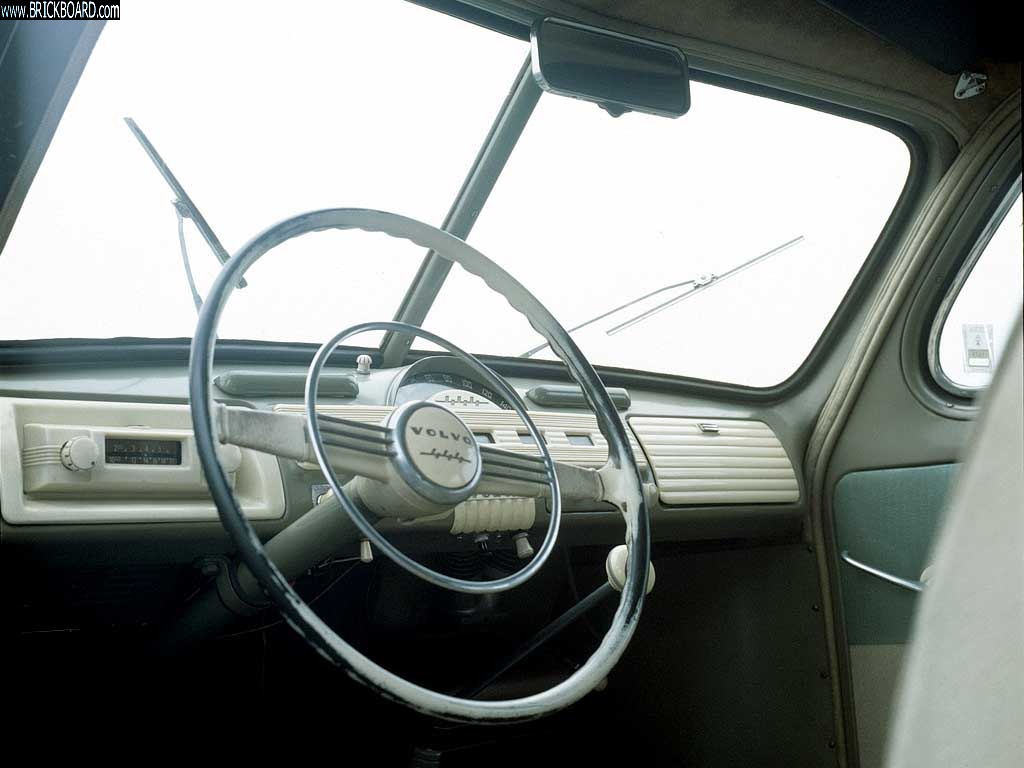 Volvo  -- 1st generation 444 dash
