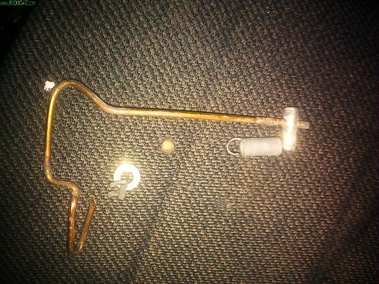 Volvo  -- Outer Door Handle Linkage Rod 92 240