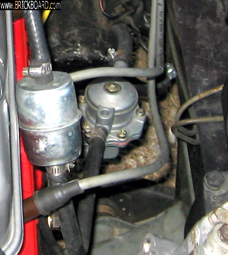 Volvo 140-160 -- 164 Fuel  pump