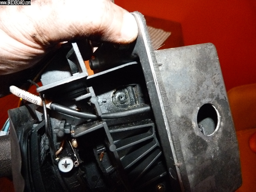 Volvo 900 -- 940 shifter lockout solenoid