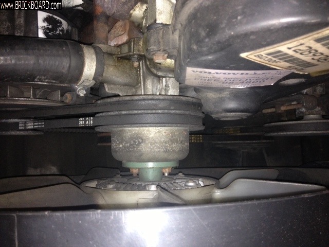Volvo 200 -- 200 water alternator belts