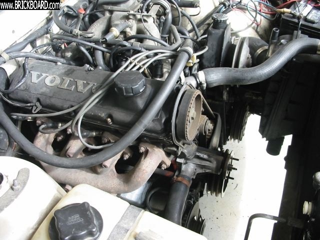 Volvo 200 -- 84 240DL Crank Pulley not original?