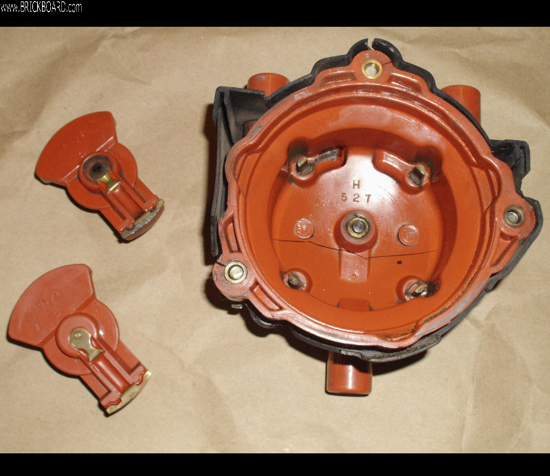 Volvo 900 -- Cracked Distributor Cap