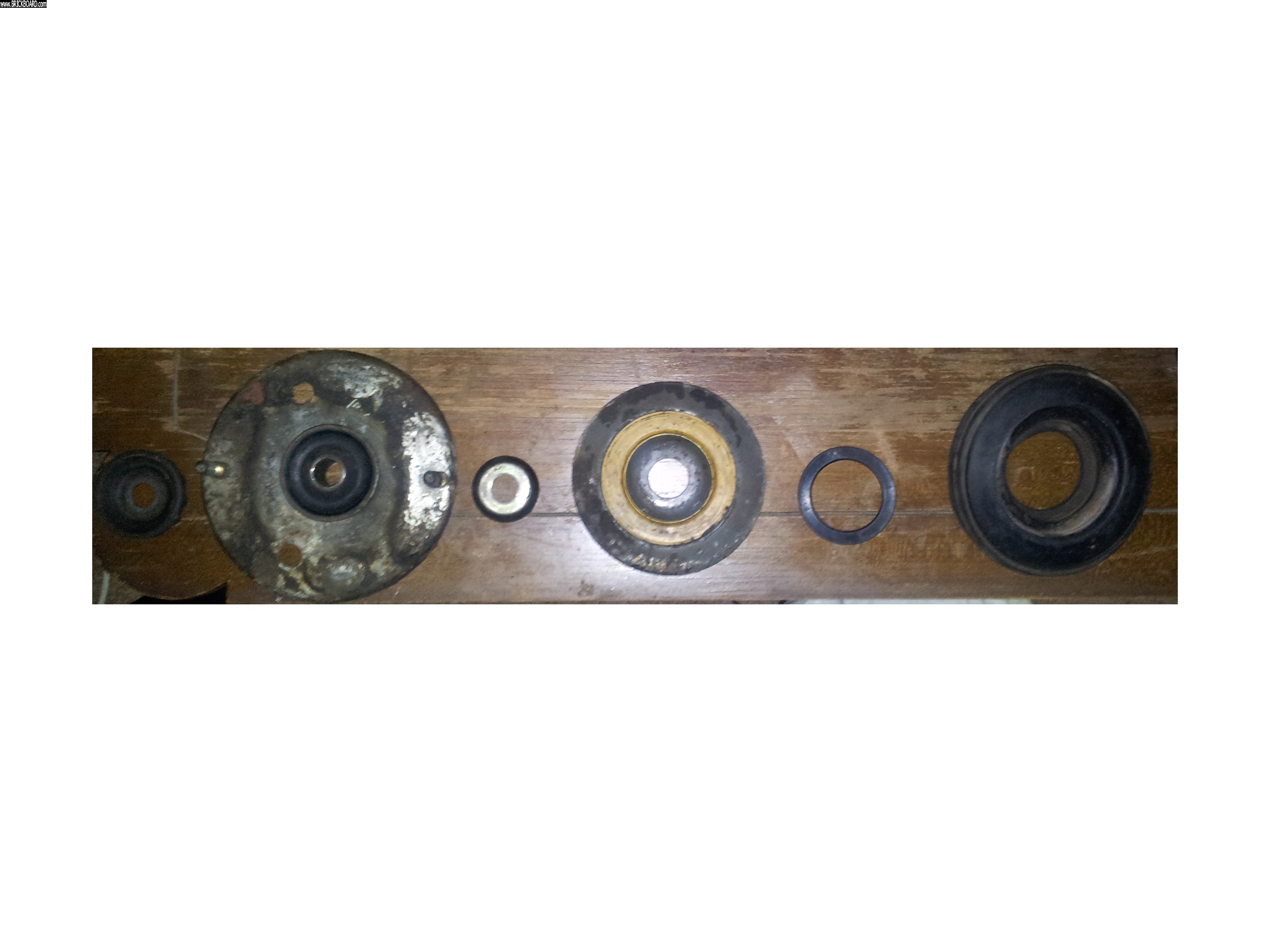 Volvo 700 -- delforza 740gl front strut