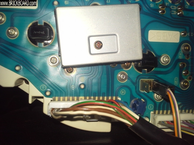 Volvo 900 -- Rear of speedometer