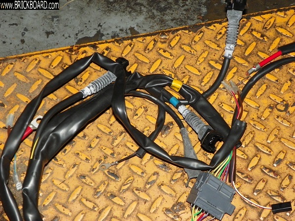Volvo 200 -- Volvo 240 79-80 Engine Wire Harness