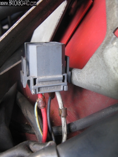 Volvo 700 -- RSR Relay connector melted