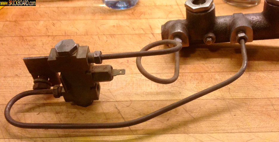 Volvo 120-130 -- Dual MC splitter/switch2